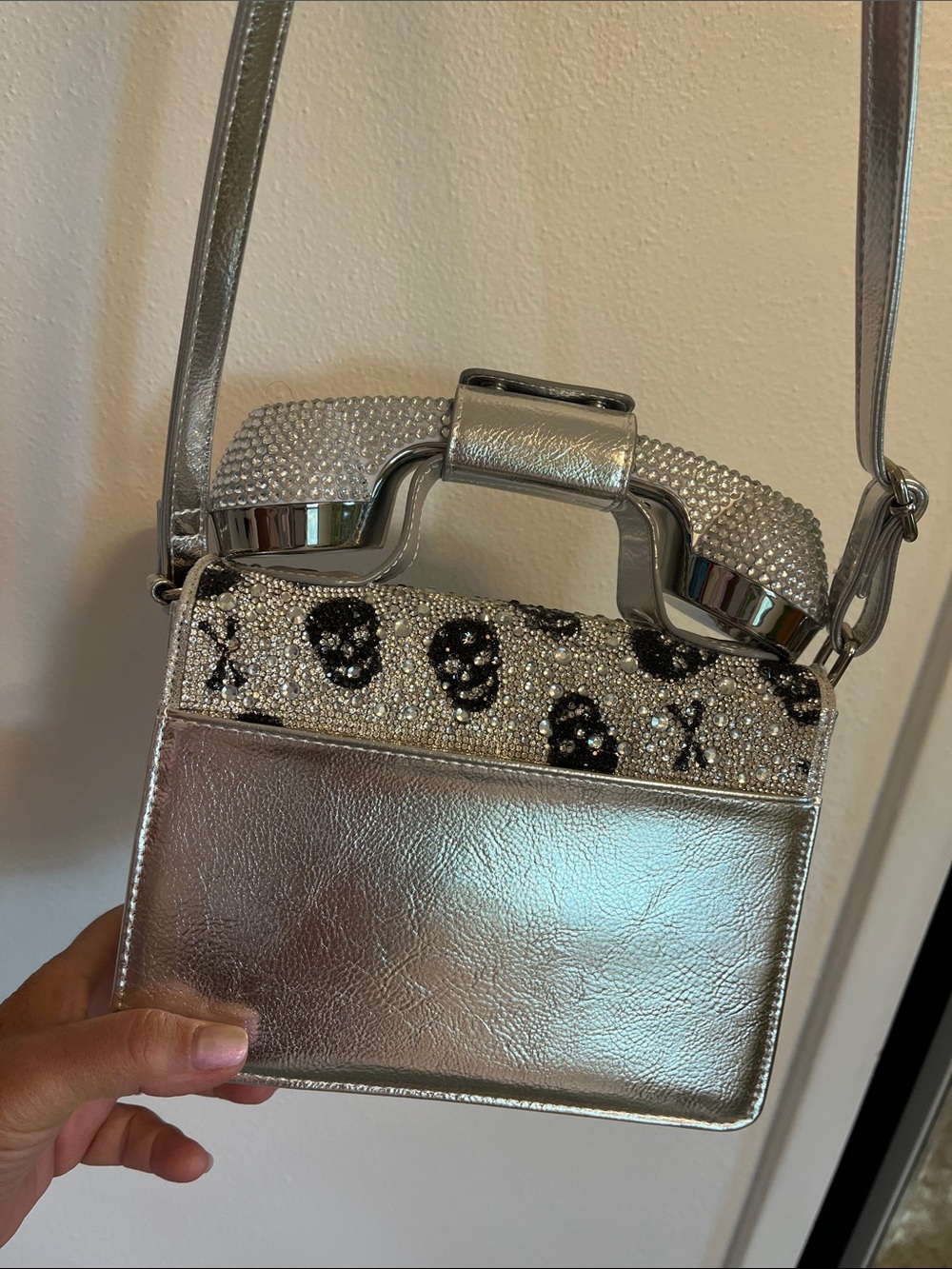 Betsey Johnson Silver Glitter Novelty Telephone Crossbody Bag with Black Accents - Picture 5 of 5